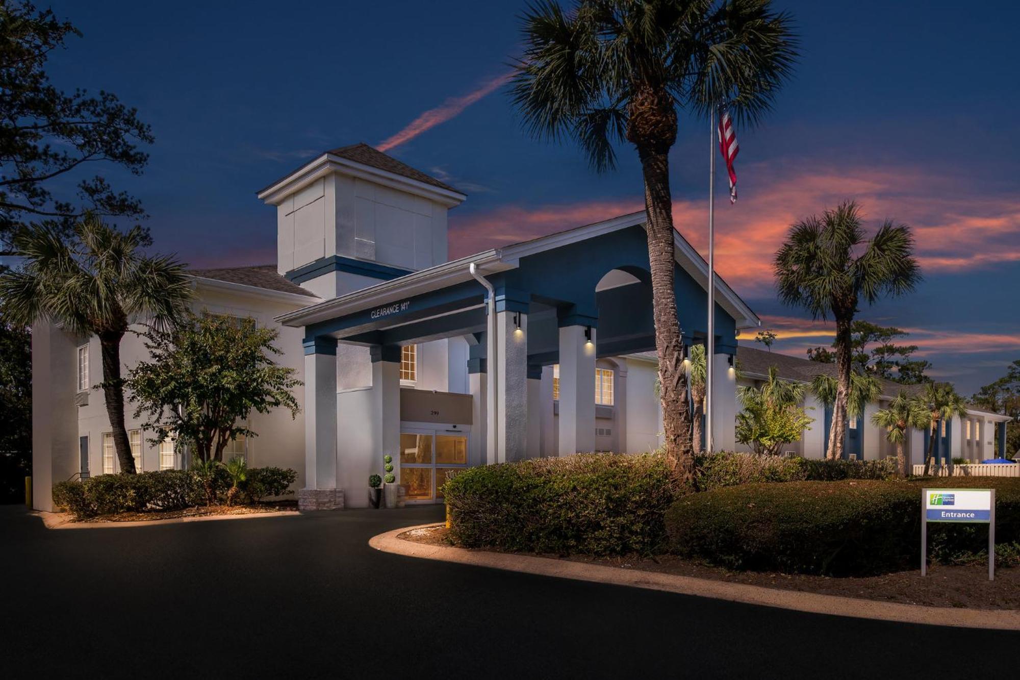 Holiday Inn Express Saint Simons Island By Ihg St. Simons Island Exterior foto