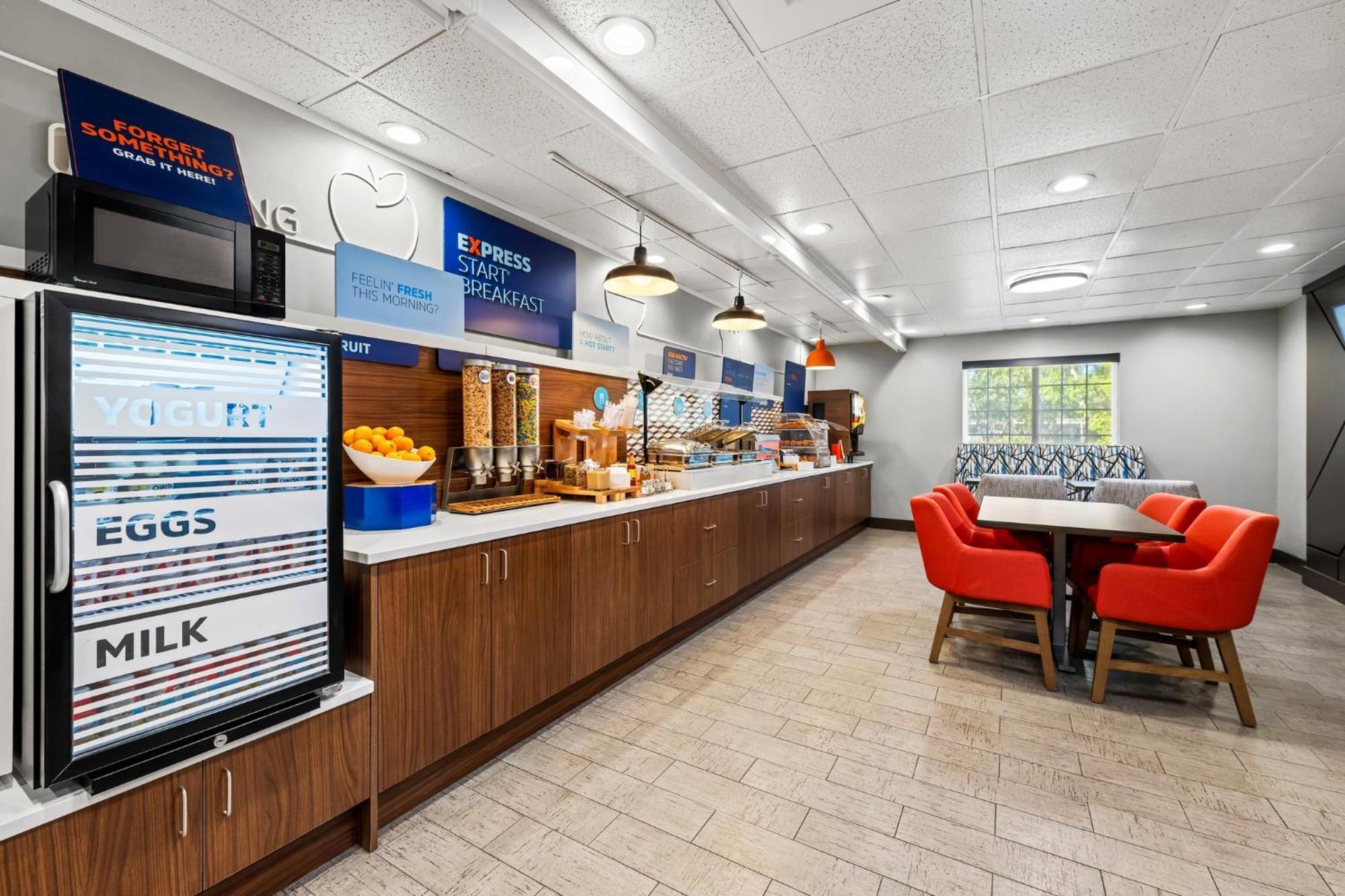 Holiday Inn Express Saint Simons Island By Ihg St. Simons Island Exterior foto